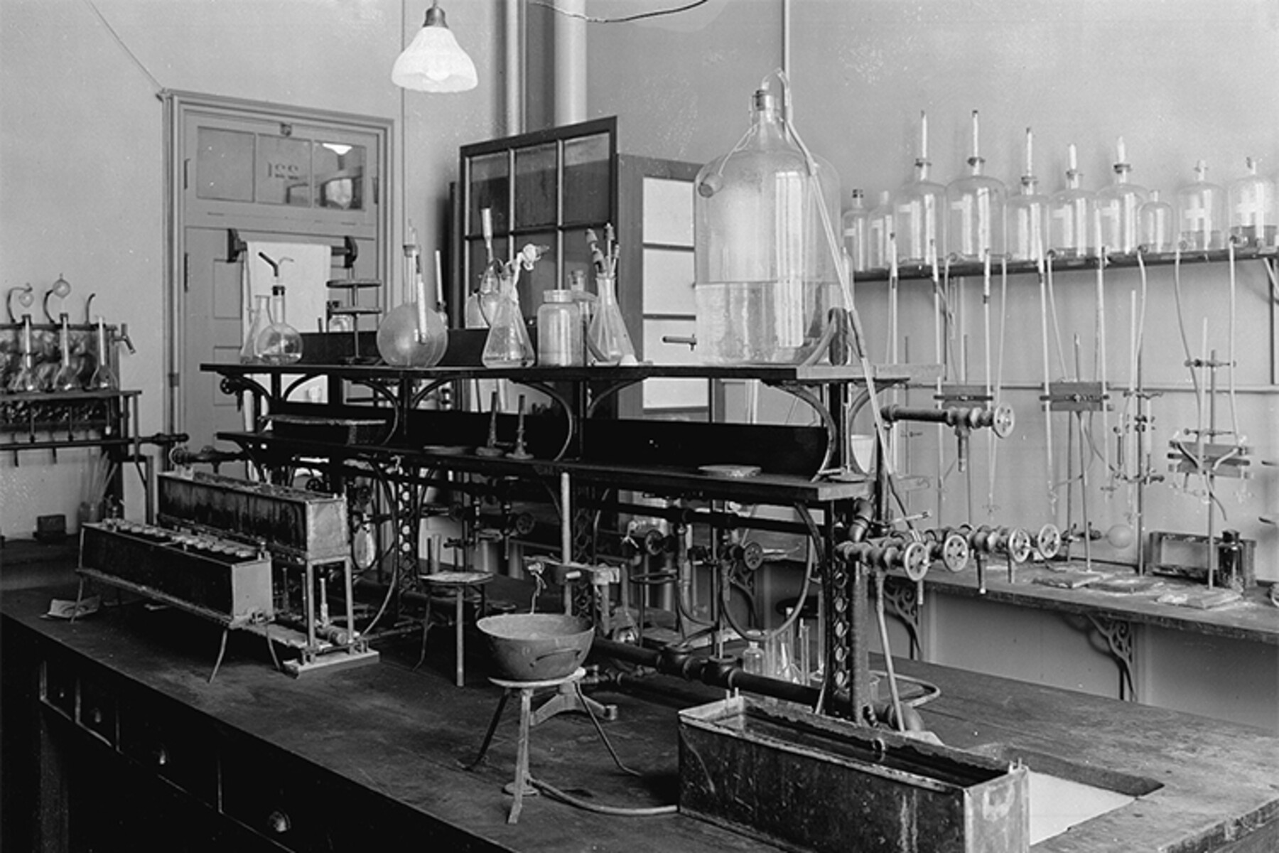 The U of T laboratory where insulin was discovered (photo courtesy of the University of Toronto Archives)